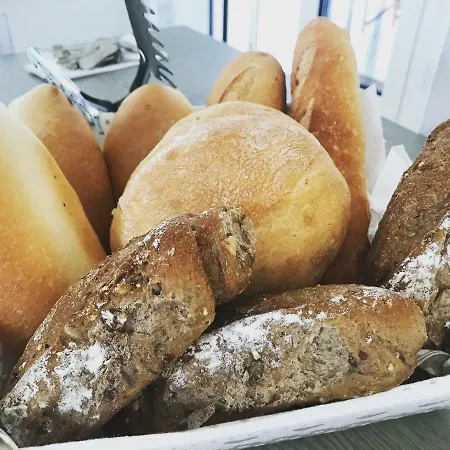 Alojamento de Acomodação e Pequeno-almoço Medali 4*