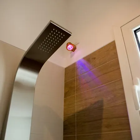 فندق مبيت وإفطار Medali فرنولي